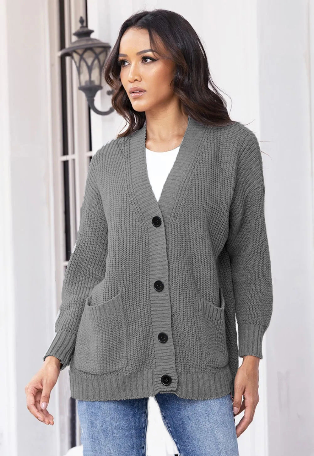 Dame chunky strikk cardigan med store lommer og klassisk V-hals Skjora