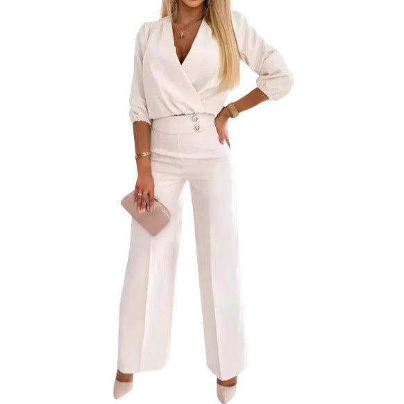 Kvinne elegant jumpsuit med omslagstopp og høyt liv ben Skjora