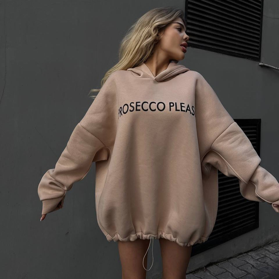 Kvinne oversized hettegenser med justerbar nederkant Skjora