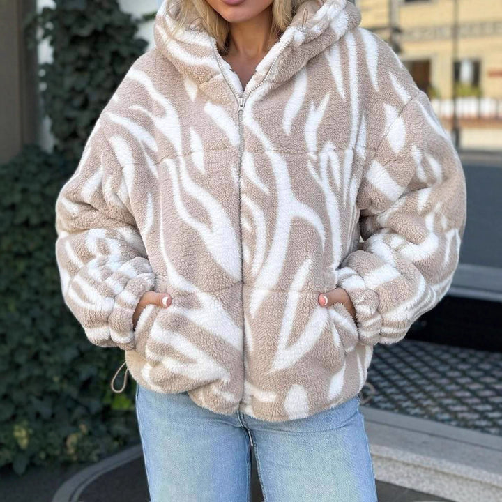 Damer's koselige fleecejakke med oversized passform Skjora
