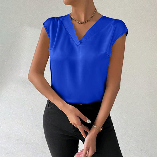 Damer satengbluse med moderne V-hals og elegante korte ermer Skjora
