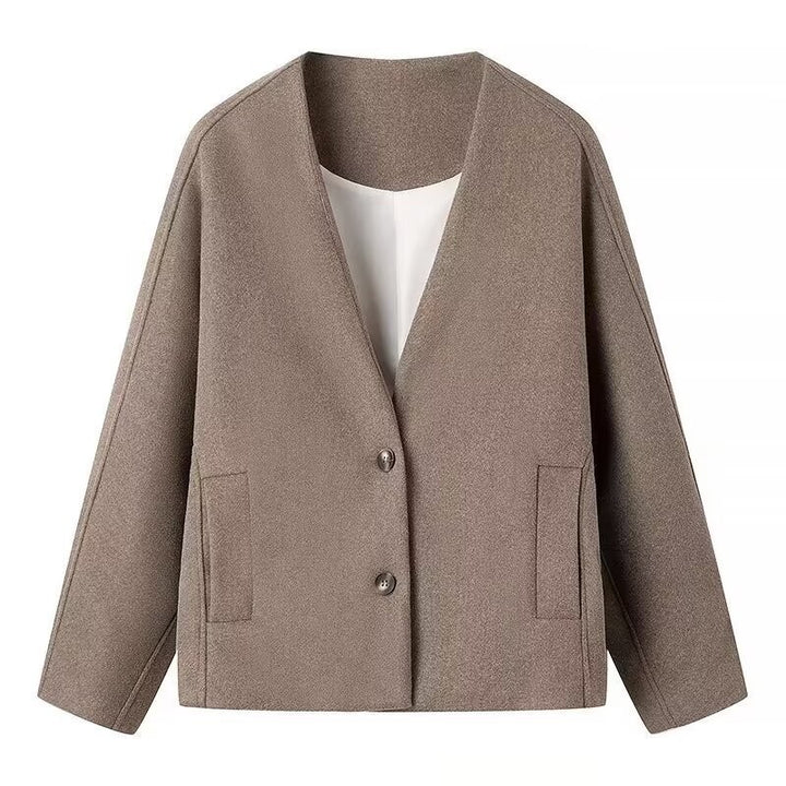 Dame Plus Size Blazer Jakke i Minimalistisk Design Skjora