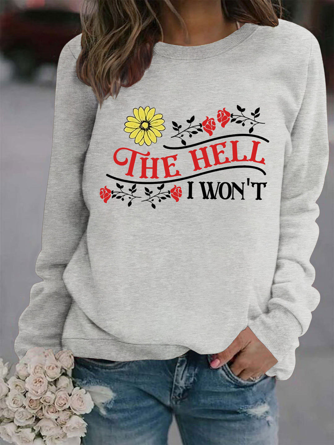 Kvinne sweatshirt med lekent motiv og komfortabel passform Skjora