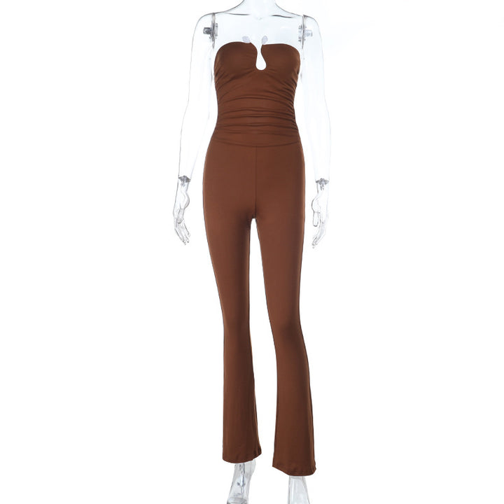 Damer elegant skulderfri jumpsuit med dyp nøkkelutskjæring og figurnær passform Skjora