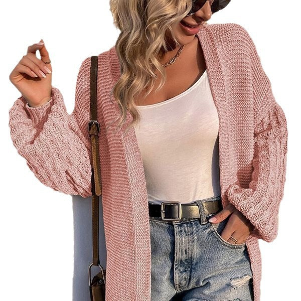 Damer chunky strikk cardigan med åpne fronter og stilige kabelmønstre Skjora