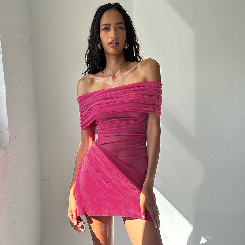 Dame Offshoulder Minikjole med innovativ draperingsdesign Skjora