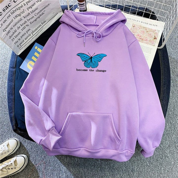 Dame hoodie med kort snitt og unikt sommerfuglmotiv Skjora