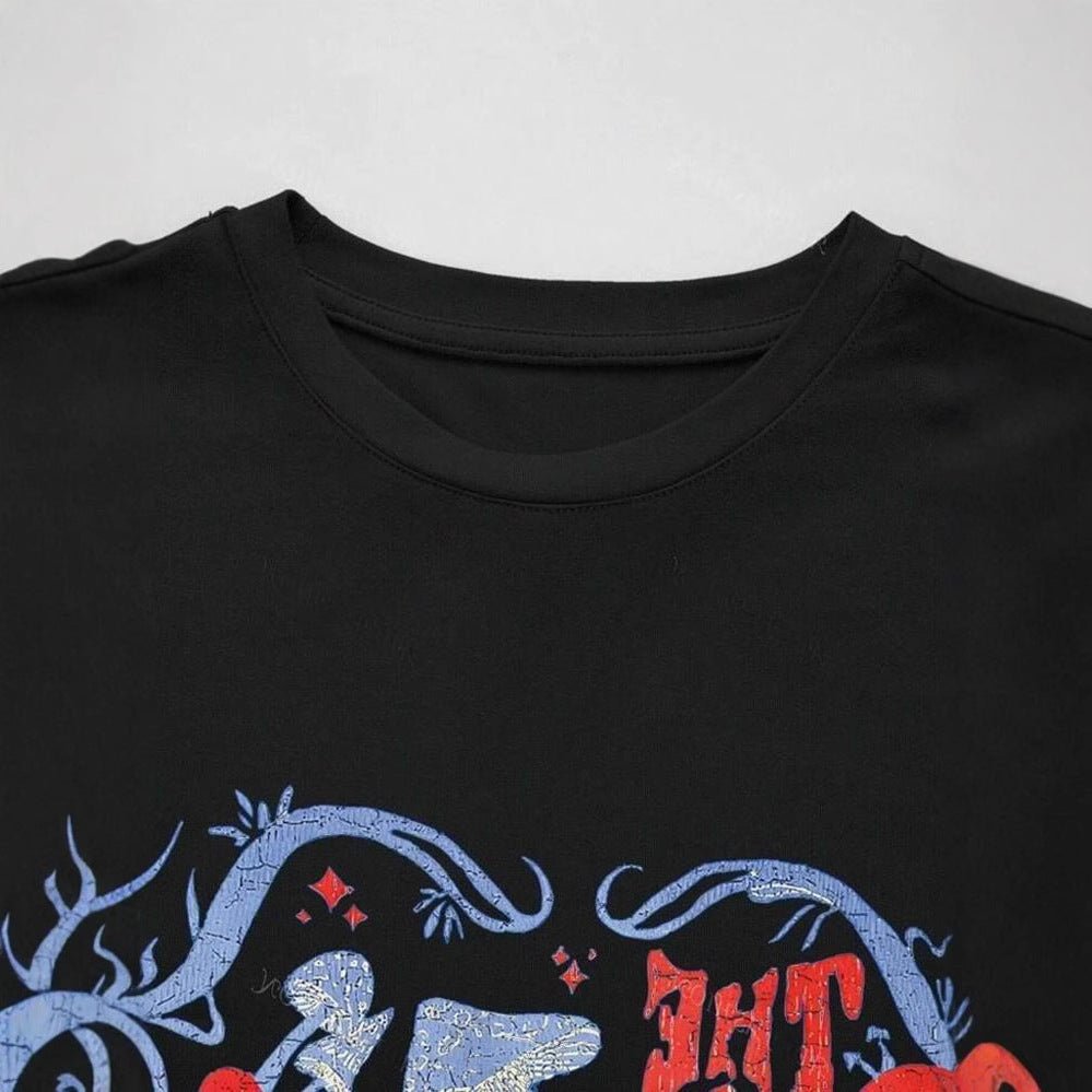 Women's Relaxed Cropped T-Shirt with Creative Graphic Design Skjora