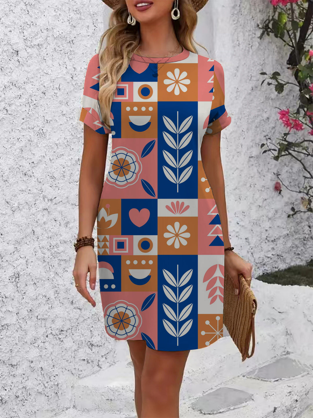 Dame avslappet kortermet kjole med blomsterdesign og komfortabel passform Skjora