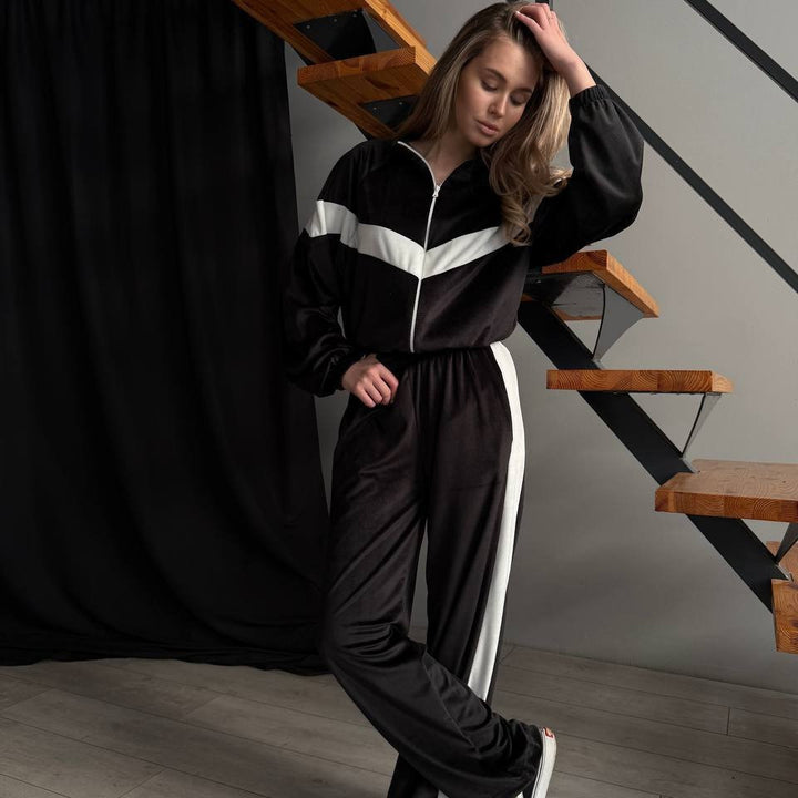 Women's sporty fleece tracksuit with voluminous sleeves and zip Skjora