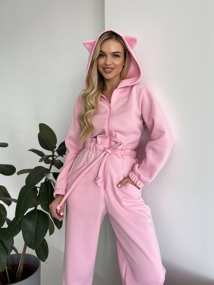 Kvinnenes koselige fleece jumpsuit med hette og søte ører Skjora