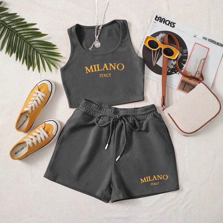 Damer sporty todelt sett med topp og shorts Skjora