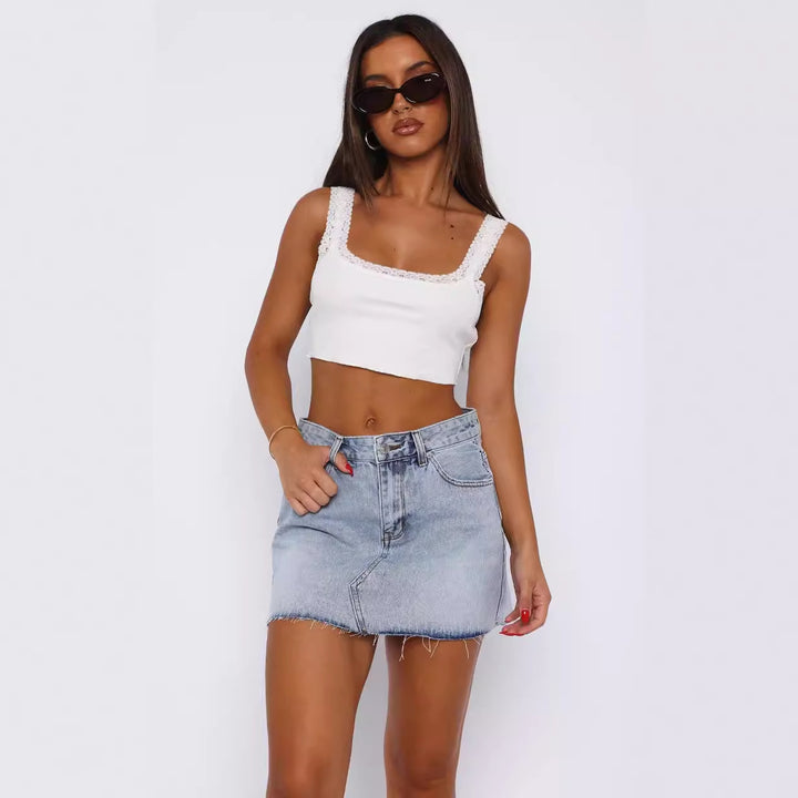 Dame-Crop-Top med heklekant og minimalistisk silhuett Skjora