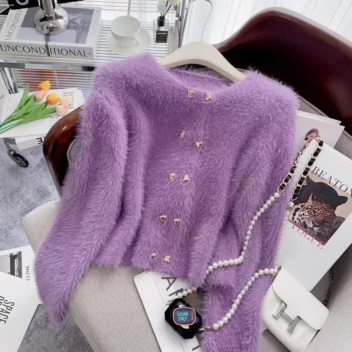 Kvinnes Fluffy Cardigan med Hjerteknapper Skjora