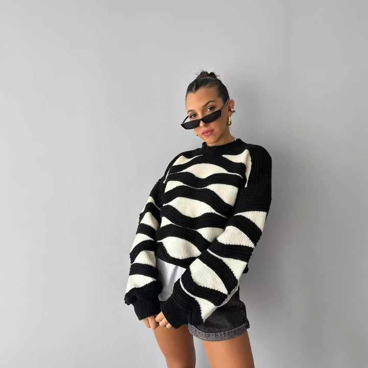 Kvinne Oversized Strikkegenser med Bølgemønster Skjora