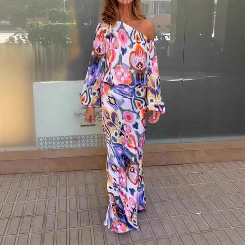 Dame elegant maxi kjole i asymmetrisk snitt med glatte ermer Skjora