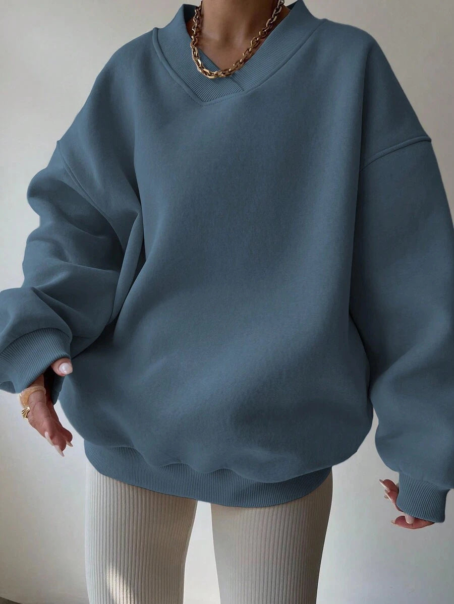 Damer Oversized Sweatshirt med V-hals og brede manchetter Skjora