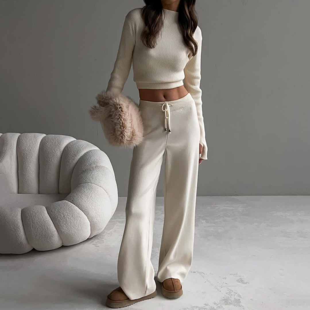 Kvinne’s kortermet strikket jumpsuit med vid ben og elastisk midje Skjora