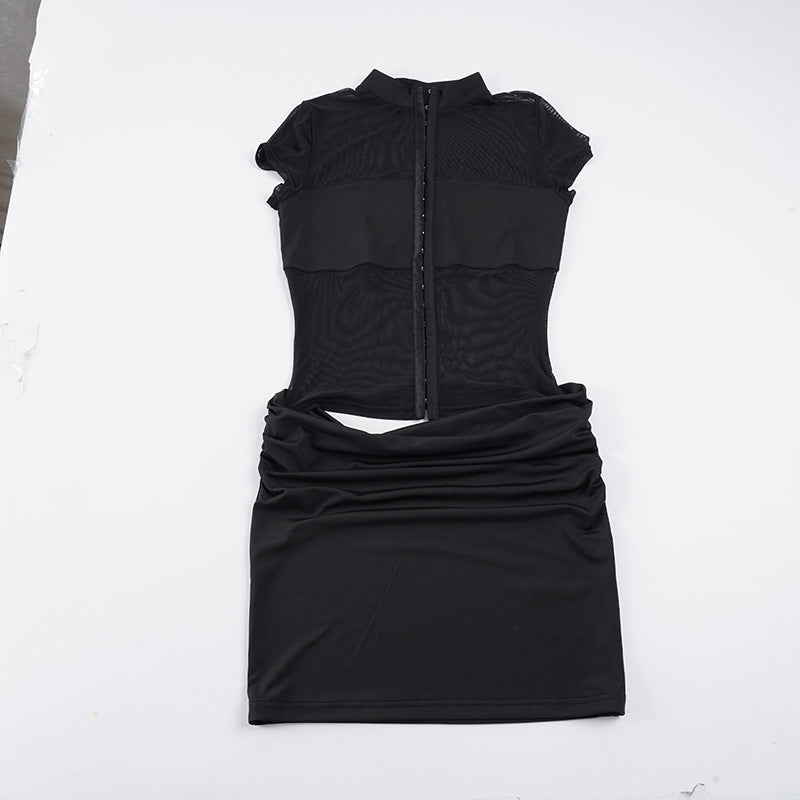 Dame figurformende omslagskjole med transparente innsatser og asymmetrisk kant Skjora