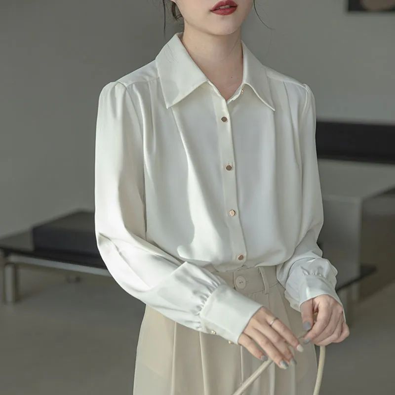 Kvinnes elegant skjorte bluse Skjora