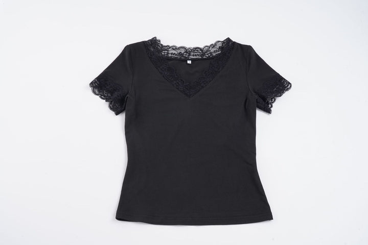 Dame T-skjorte med elegant blonderdetalj Skjora