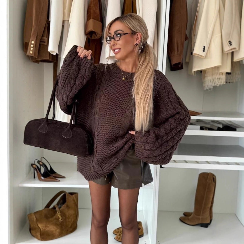 Dames strikket genser med chunky kabelmønster og oversized passform Skjora