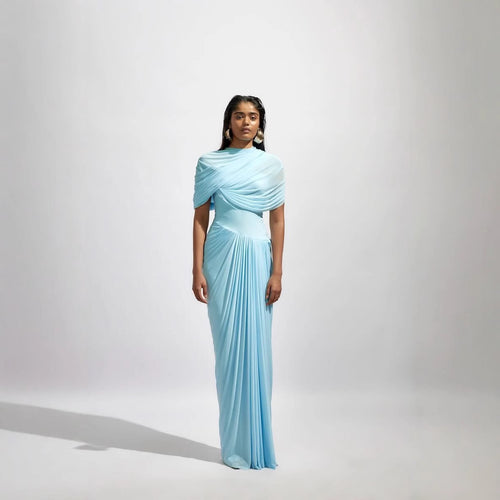 Dame Maxikjole med elegant drapering og asymmetrisk cut-out Skjora