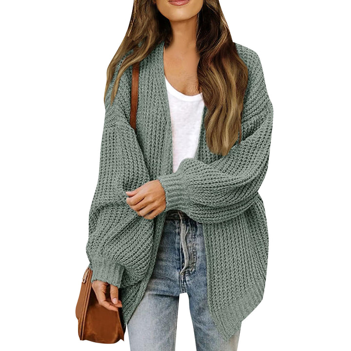 Kvinne chunky strikket cardigan med en avslappet passform og senkede skuldre Skjora