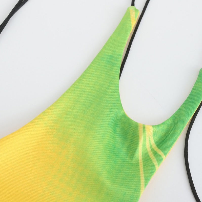 Dame Crop-Top med asymmetrisk utringning og justerbare stropper Skjora