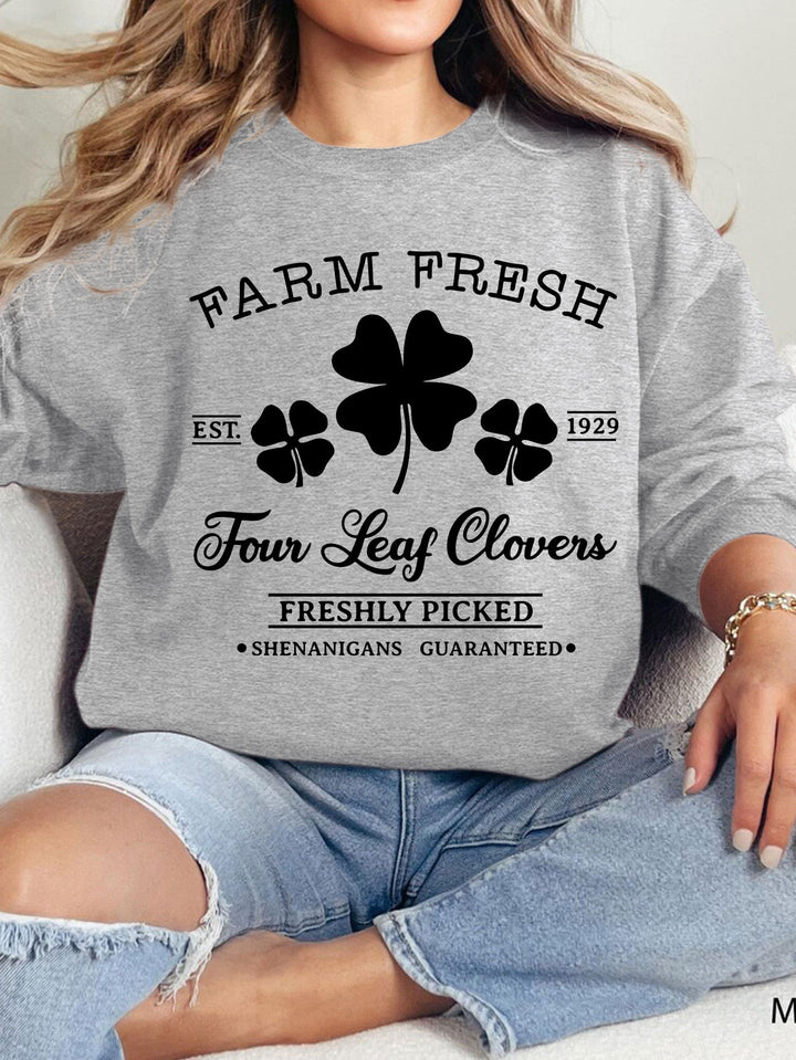 Dames fritidssweatshirt med vintage-inspirert kløvermotiv og komfortabel passform Skjora