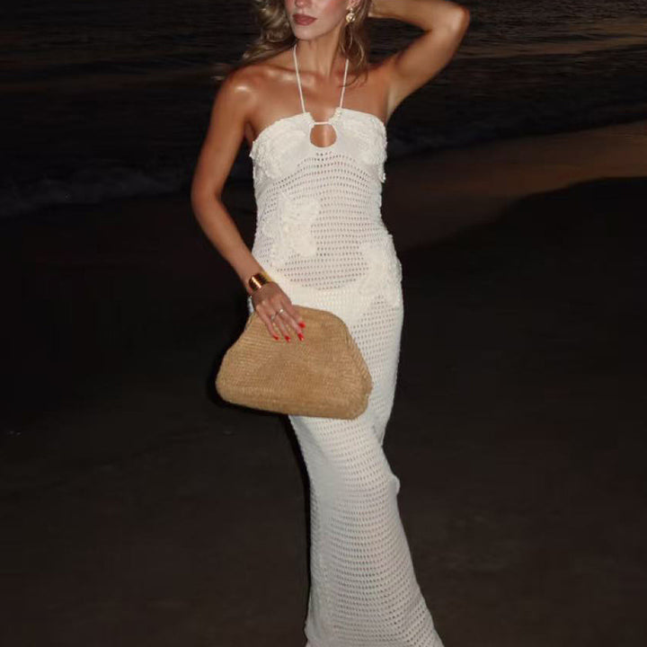 Damen Häkel-Maxikleid mit tiefem Keyhole-Ausschnitt und elegantem Design Skjora