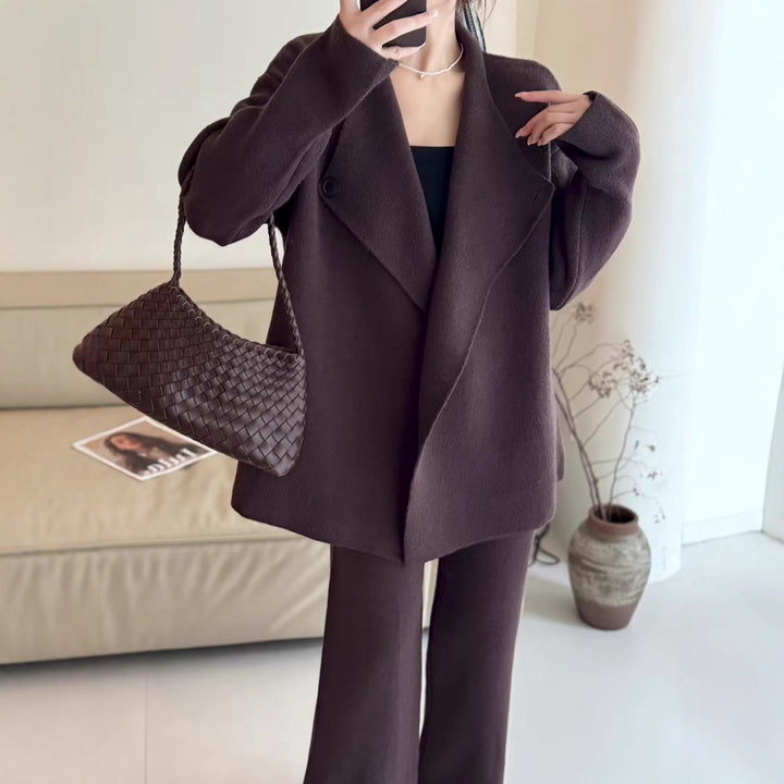 Kvinnenes elegante blazer med skreddersydd belte og fin tekstur Skjora