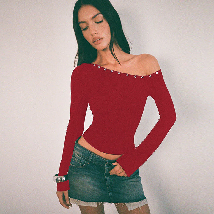 Kvinne Off-Shoulder Topp med Fasjonable Knapper og Figurformet Snitt
