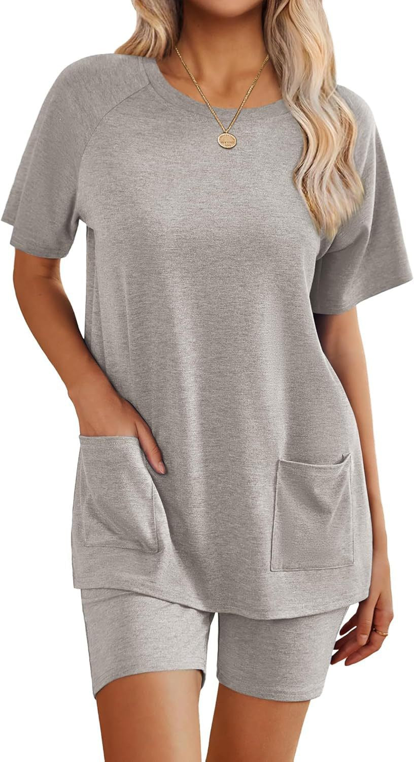 Dame Loungewear-set med behagelig vid passform og praktiske lommer Skjora