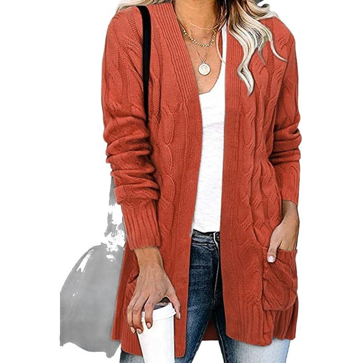 Dame cardigan i elegant flettemønster med åpne lommer Skjora