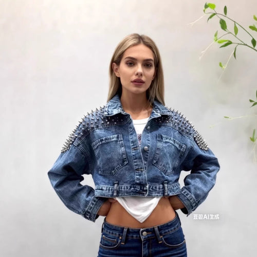 Dame denimjakke med nagler Skjora
