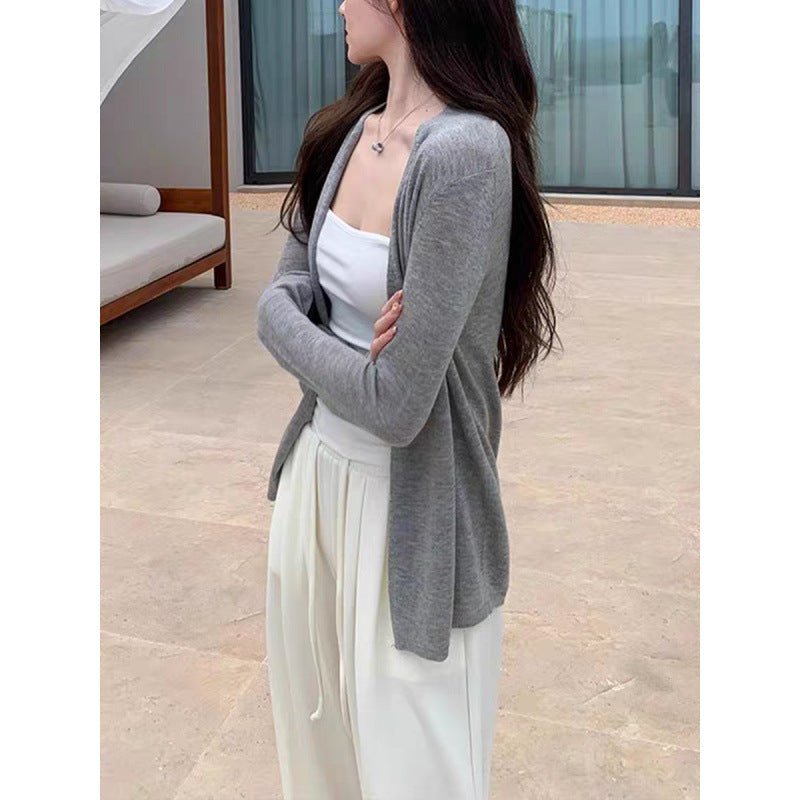 Kvinnens Lyse Cardigan Skjora