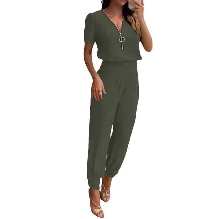 Damer Løs jumpsuit med elegant V-hals og perfekt passform Skjora