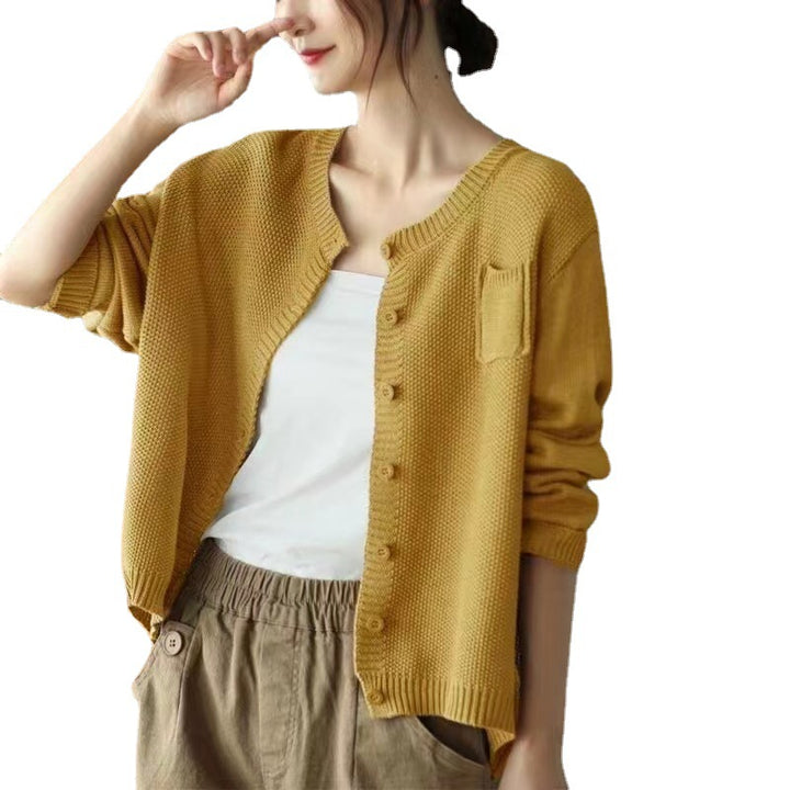 Dame cardigan med åpen front og dekorative knappedetaljer Skjora