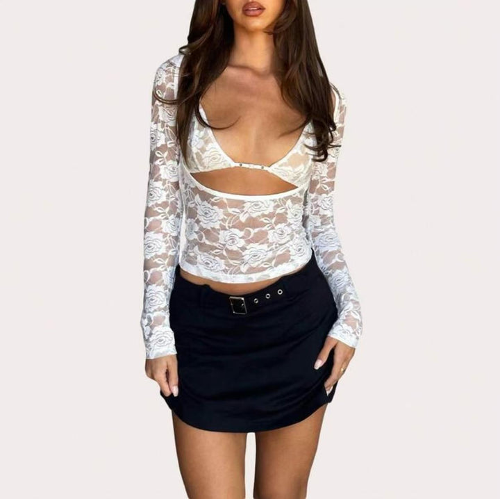 Dame Transparent spissbluse med dyp V-hals og Cut-Out-detaljer Skjora