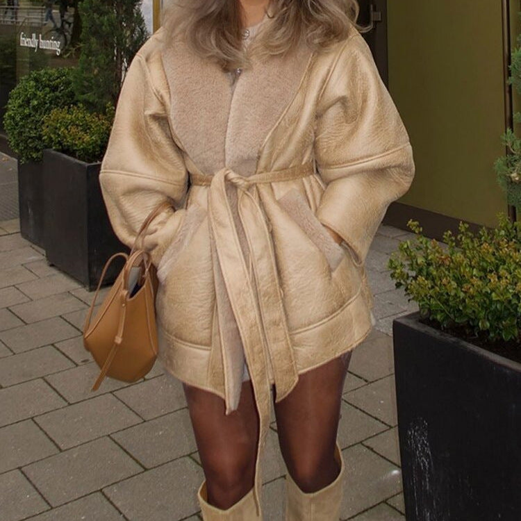 Skjora | Dame Løs jakke med myk fôr og praktiske lommer