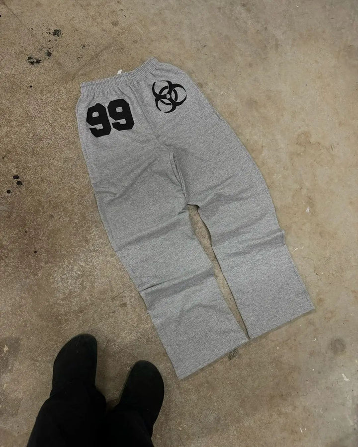 Kvinne joggebukser med urban biohazard-design og komfortabel passform Skjora