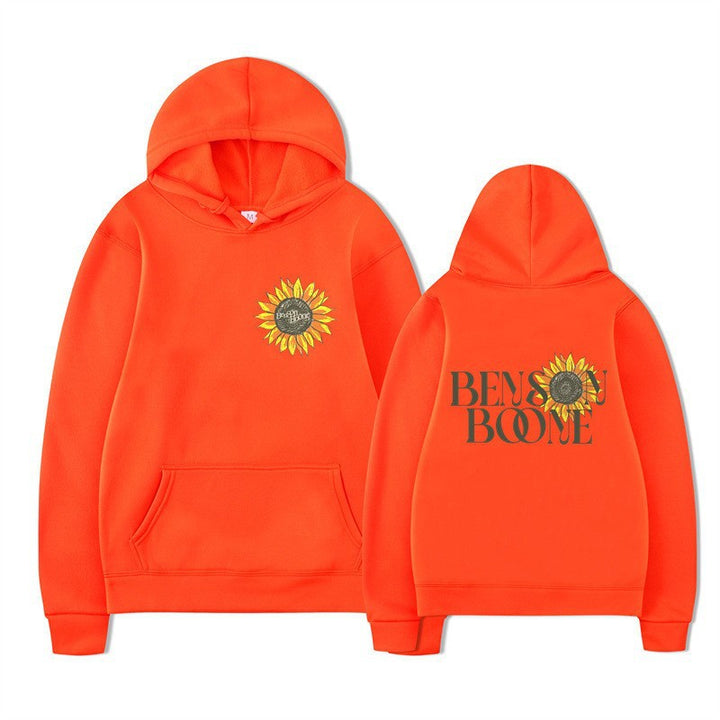 Dame hoodie med blomster grafisk design Skjora