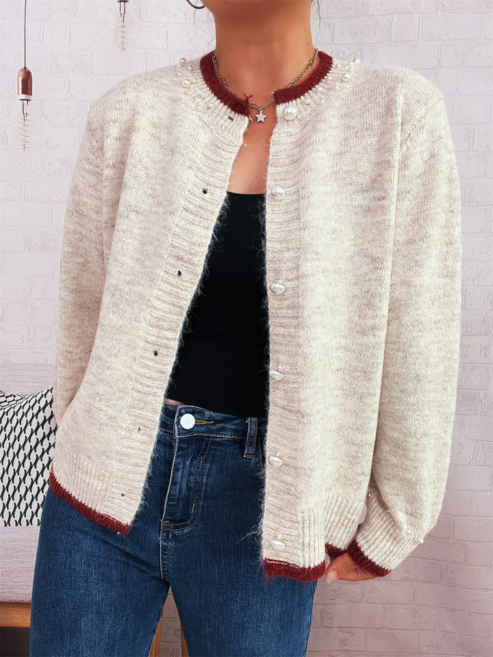 Dame elegant cardigan med dekorative knappe detaljer og perle utsmykkinger Skjora
