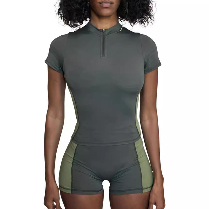Dame Sporty Set med kort topp og tettsittende shorts Skjora