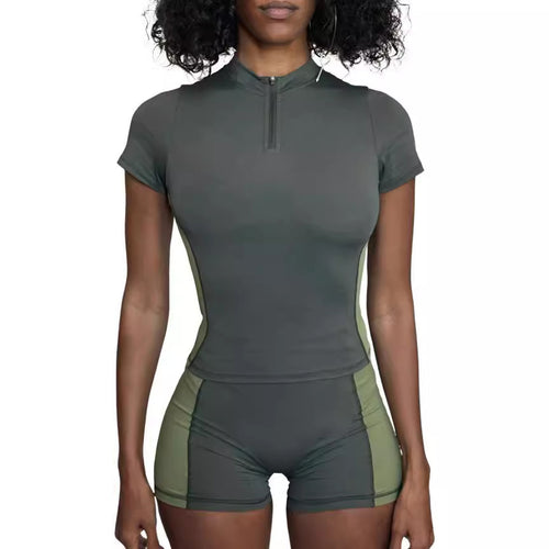 Dame Sporty Set med kort topp og tettsittende shorts Skjora