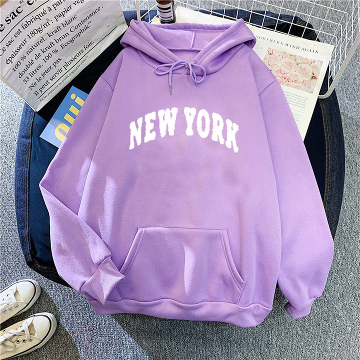 Dame hettegenser med moderne New York-trykk Skjora