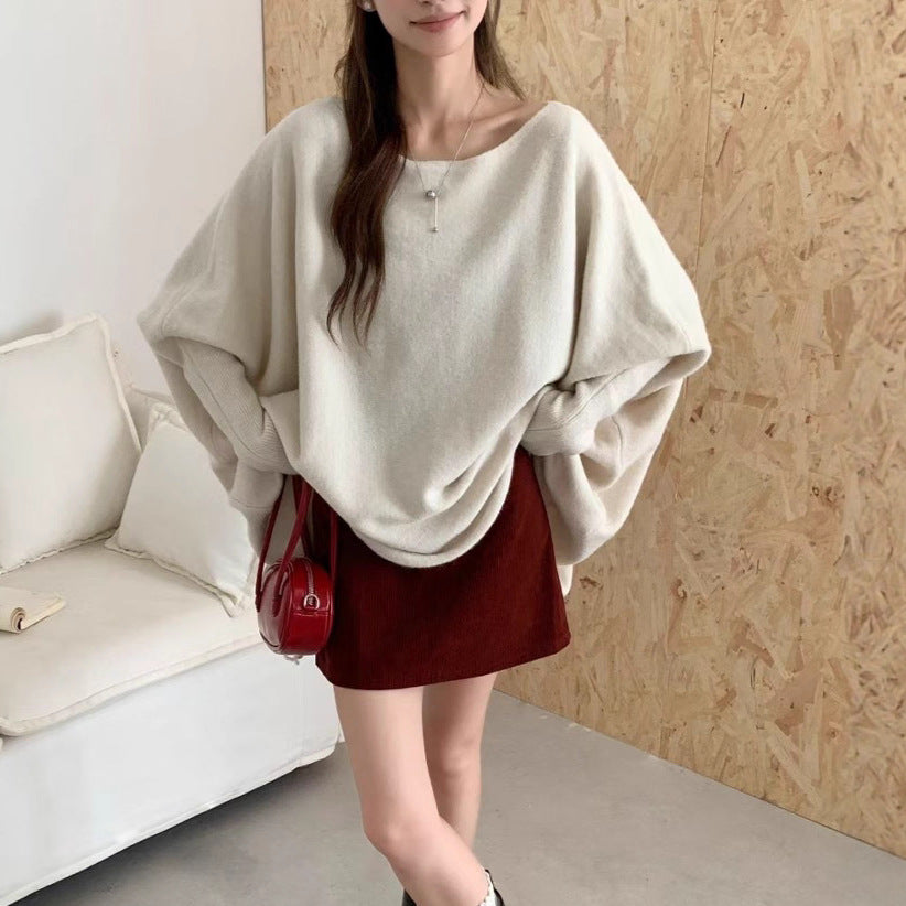 Kvinne oversized genser med stiligt, mykt stoff og avslappet snitt Skjora