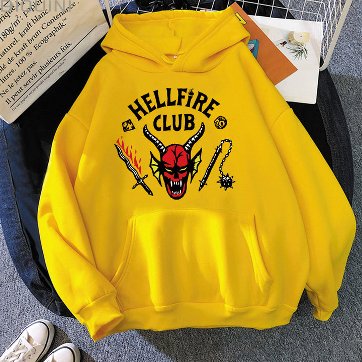 Dame hoodie med iøynefallende motiv og avslappet passform Skjora