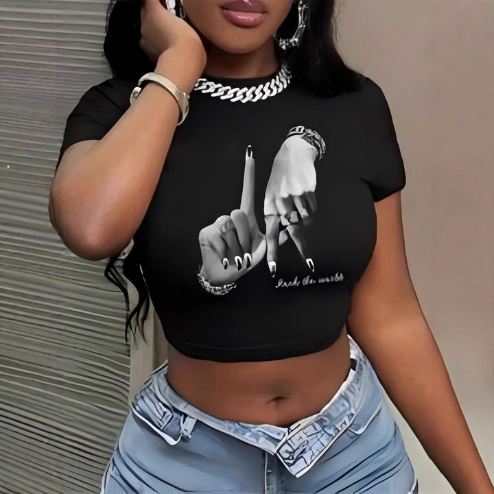 Dame Crop-Top med kunstnerisk statement-trykk Skjora